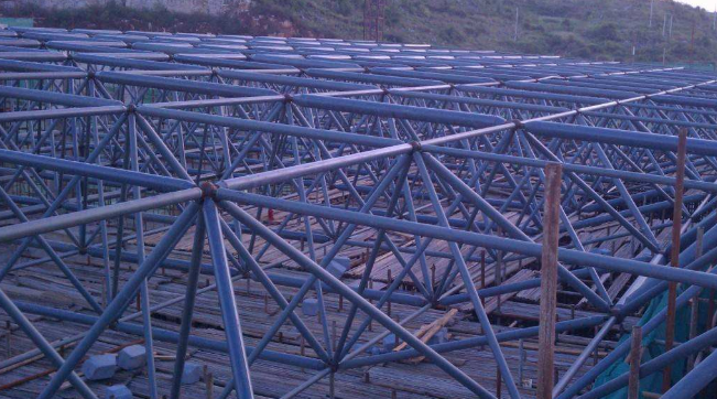 沧州概述网架加工中对钢材的质量的过细恳求